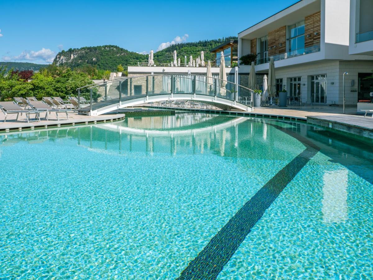 Parc Hotel Germano Suites & Apartments Бардолино Экстерьер фото