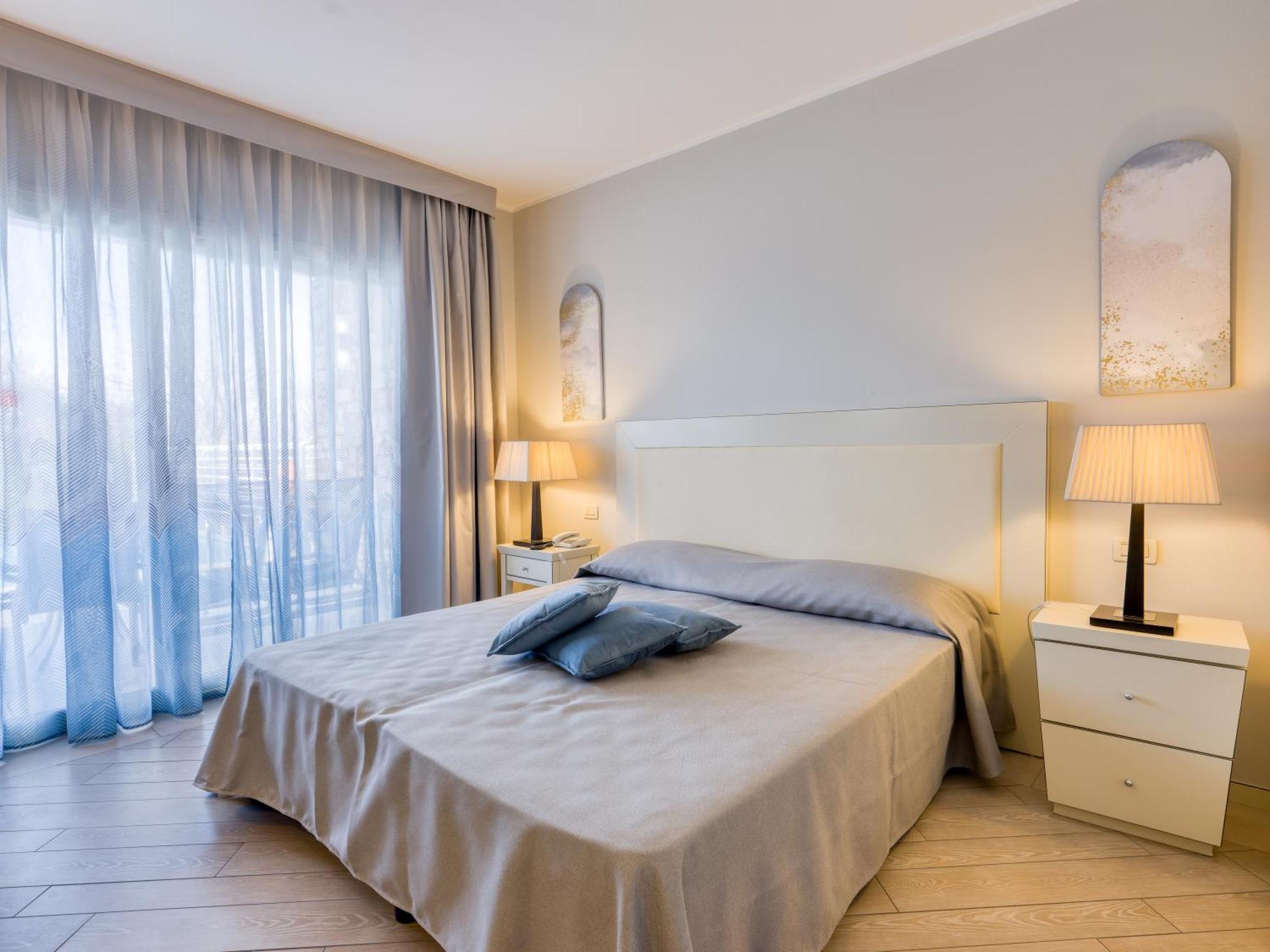Parc Hotel Germano Suites & Apartments Бардолино Экстерьер фото